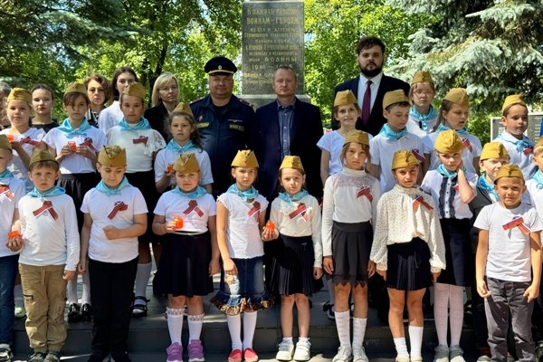 Сотрудники Межрегионального учебного центра приняли участие в памятном митинге